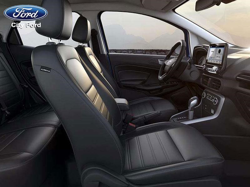 Ford EcoSport 2018 cũng được trang bị nội thất đẹp 