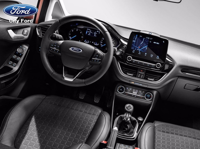 Trung tâm điều khiển của Ford Fiesta 2019 với nhiều tính năng tiện lợi